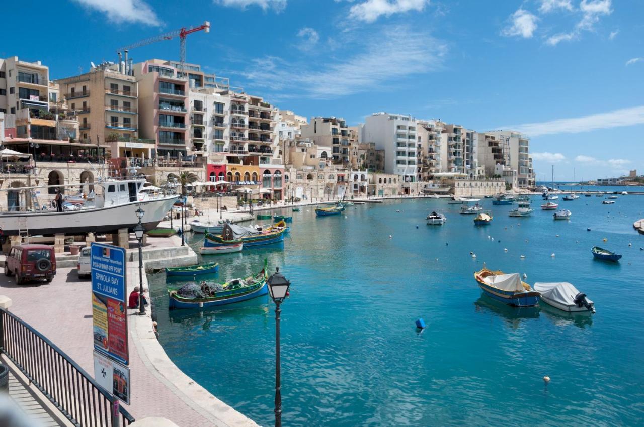 Spacious Apartment Steps To The Promenade Sliema Luaran gambar